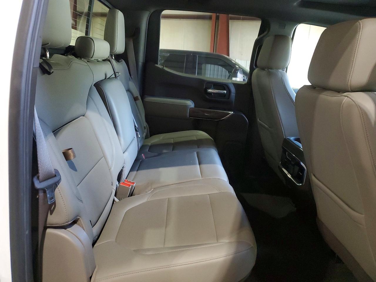 2020 CHEVROLET Silverado