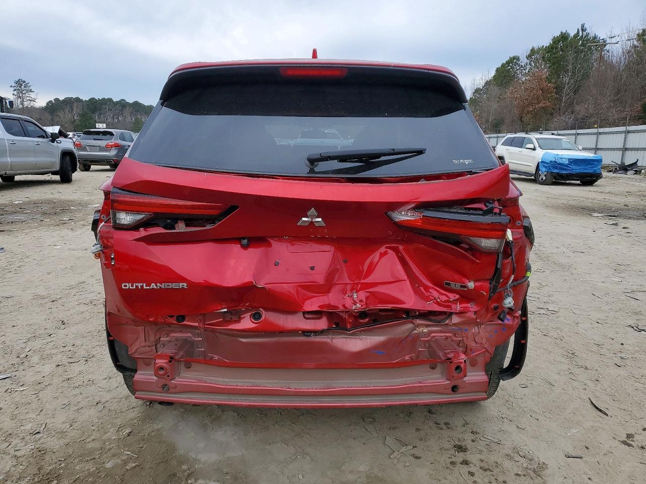 2024 MITSUBISHI outlander