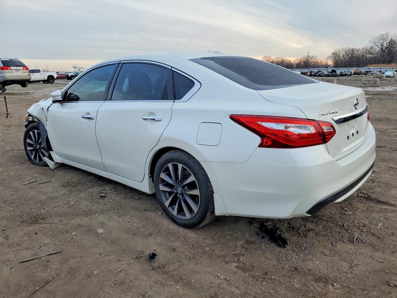 2016 NISSAN ALTIMA