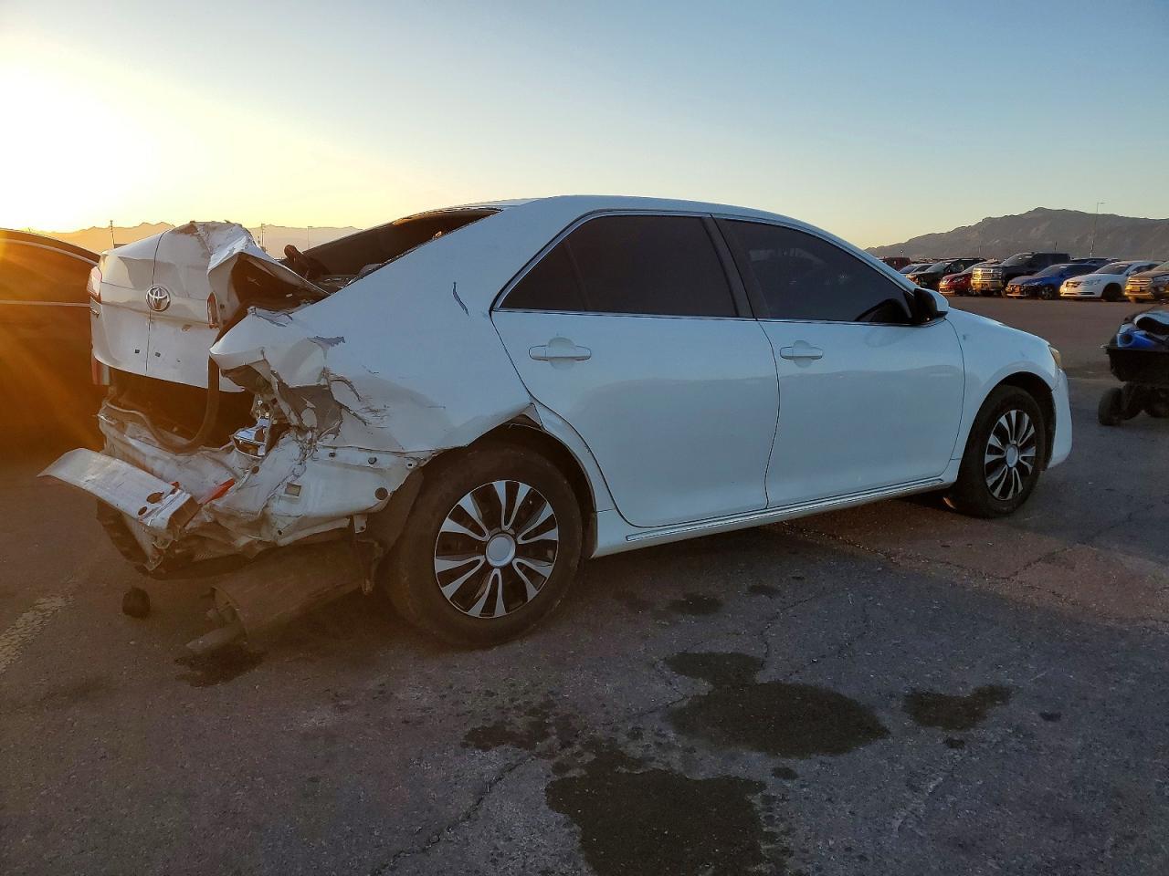 2013 TOYOTA CAMRY
