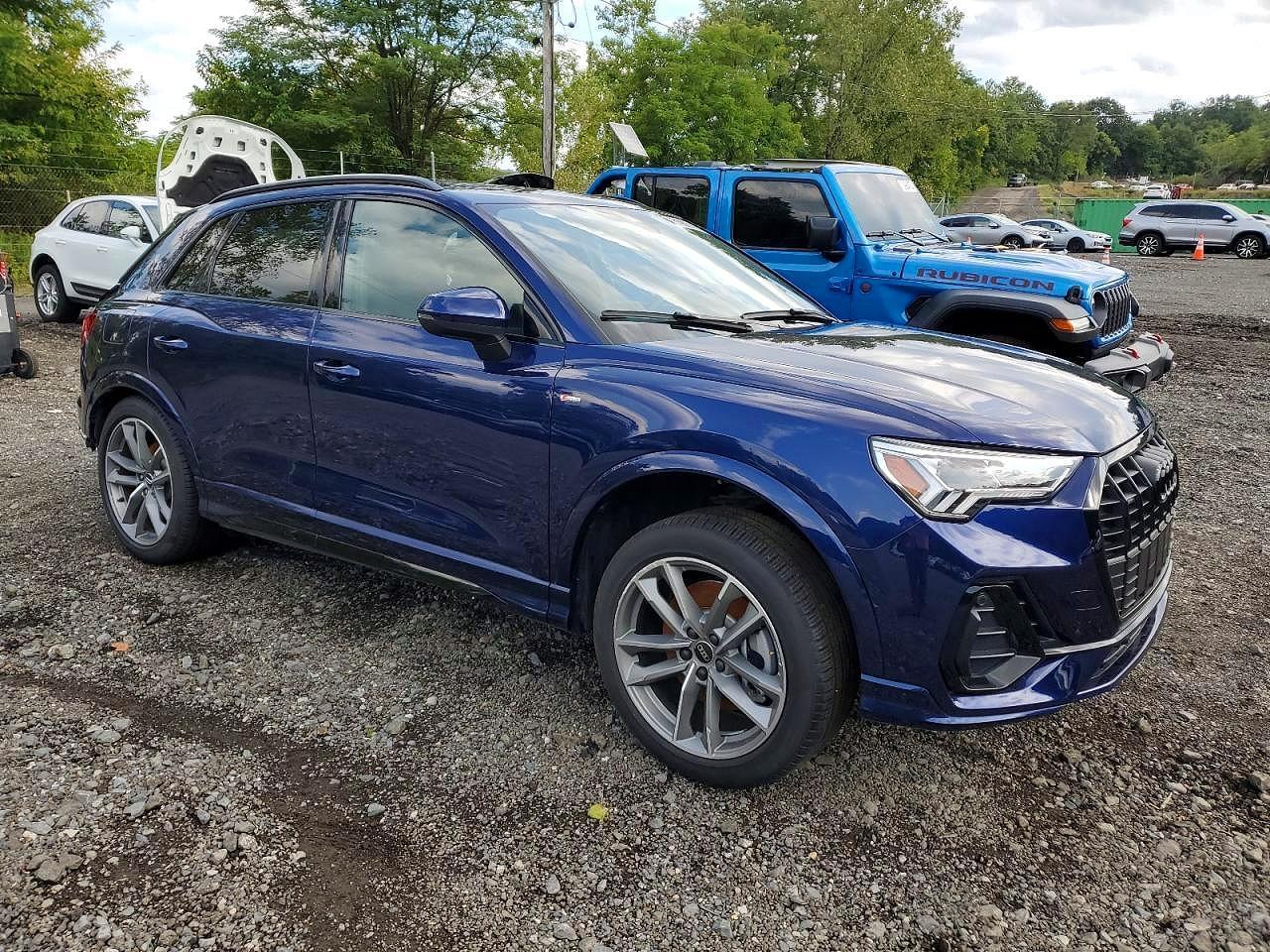 2025 AUDI Q3