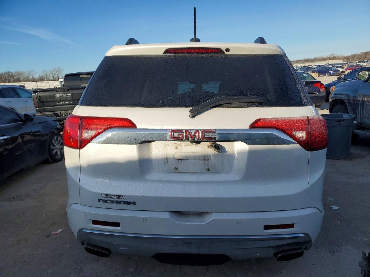 2017 GMC ACADIA