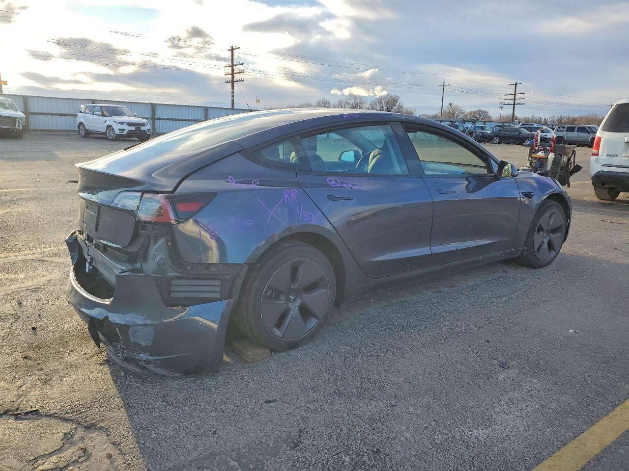 2023 TESLA MODEL 3