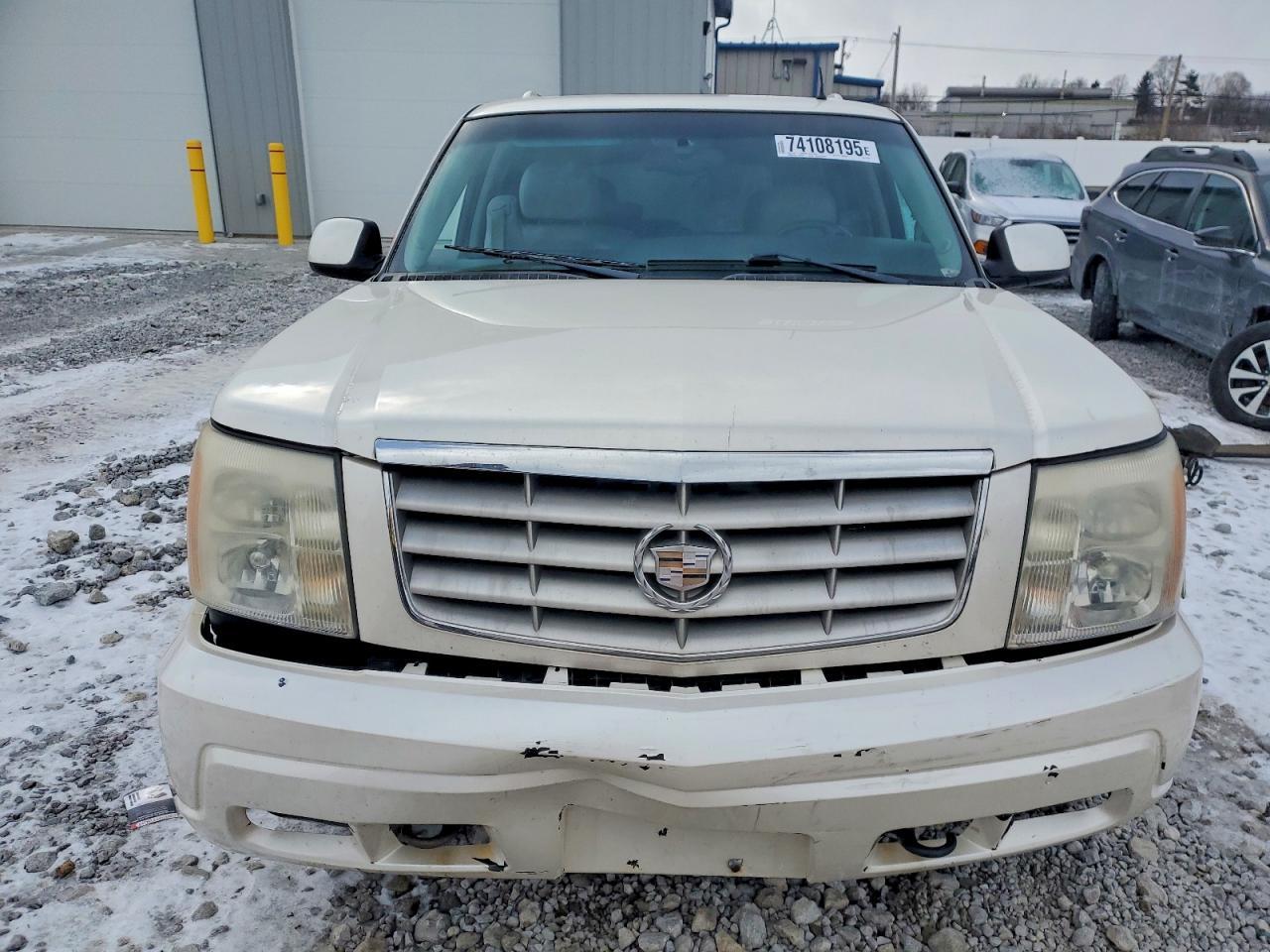 2002 CADILLAC ESCALADE