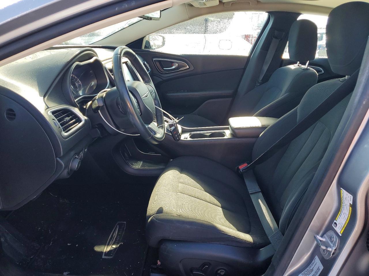 2016 CHRYSLER 200