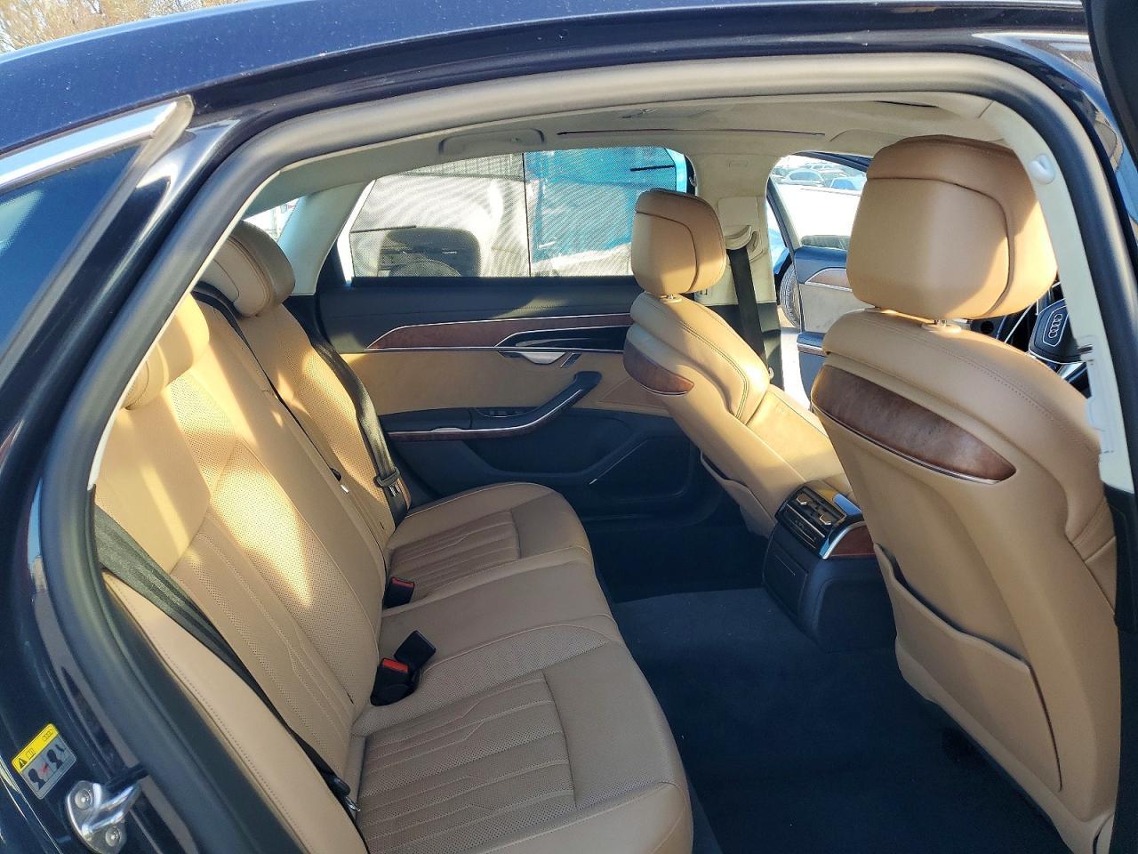 2019 AUDI A8