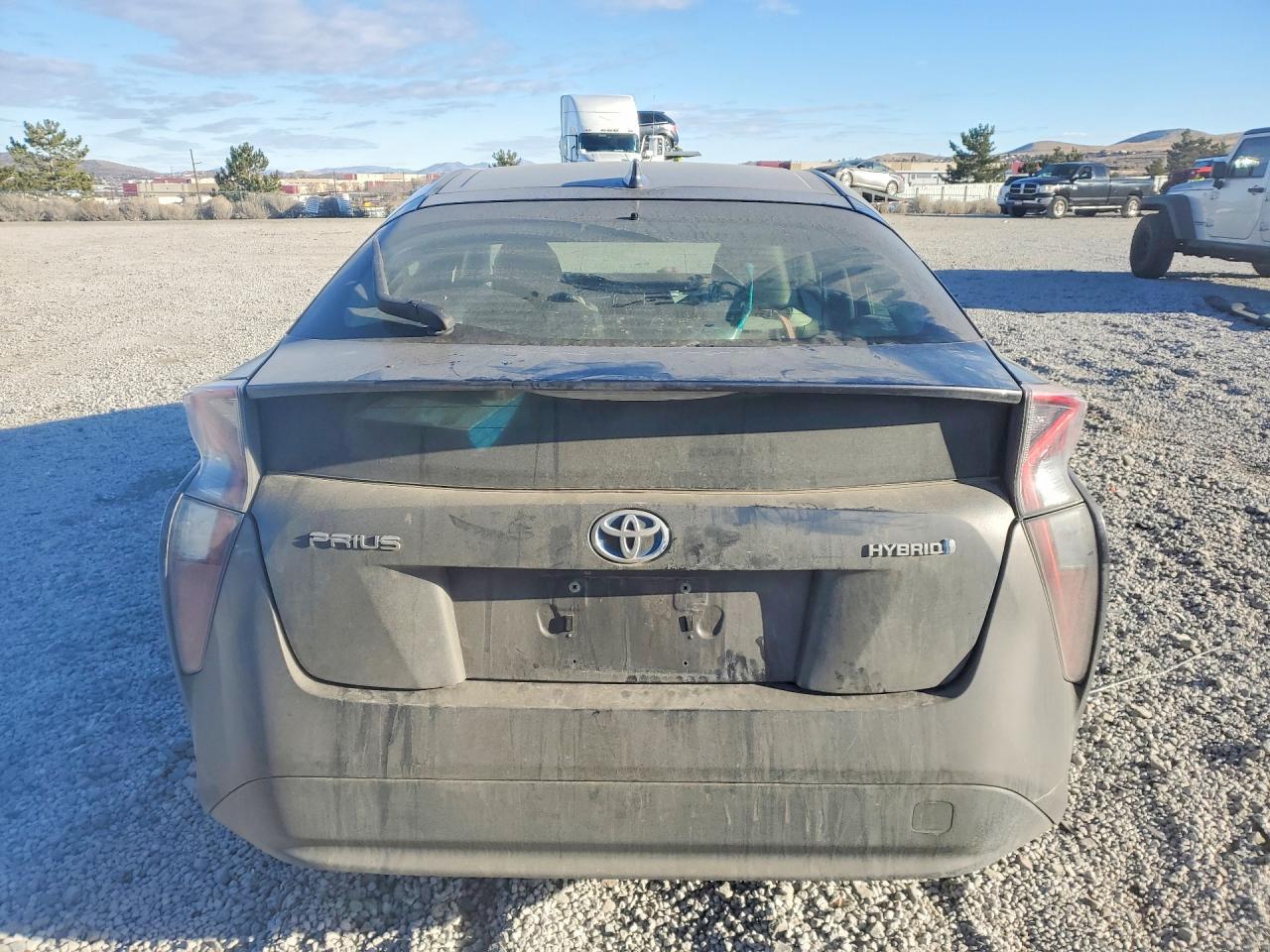 2016 TOYOTA PRIUS