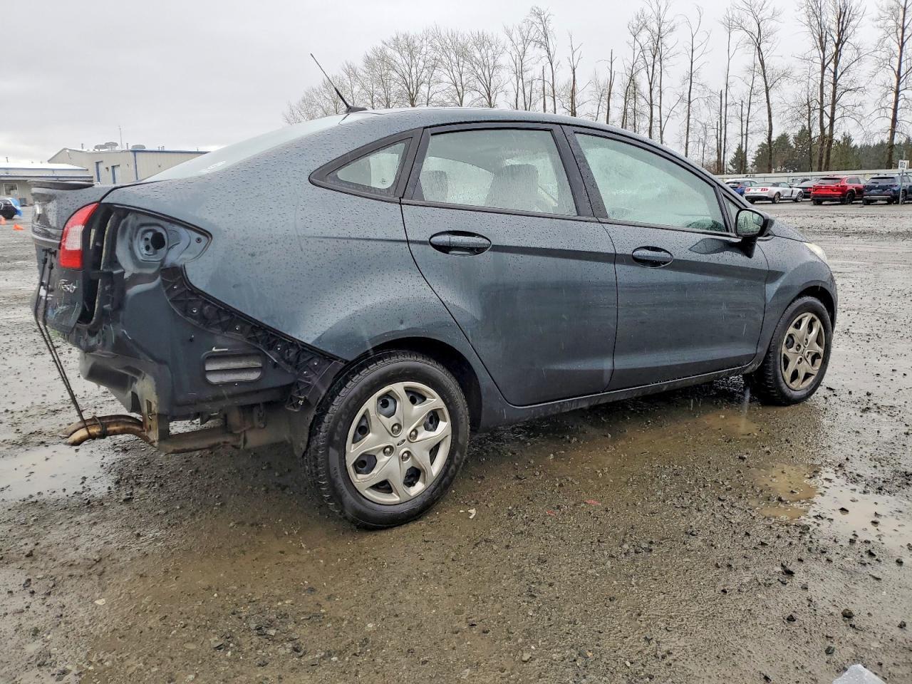 2011 FORD Fiesta