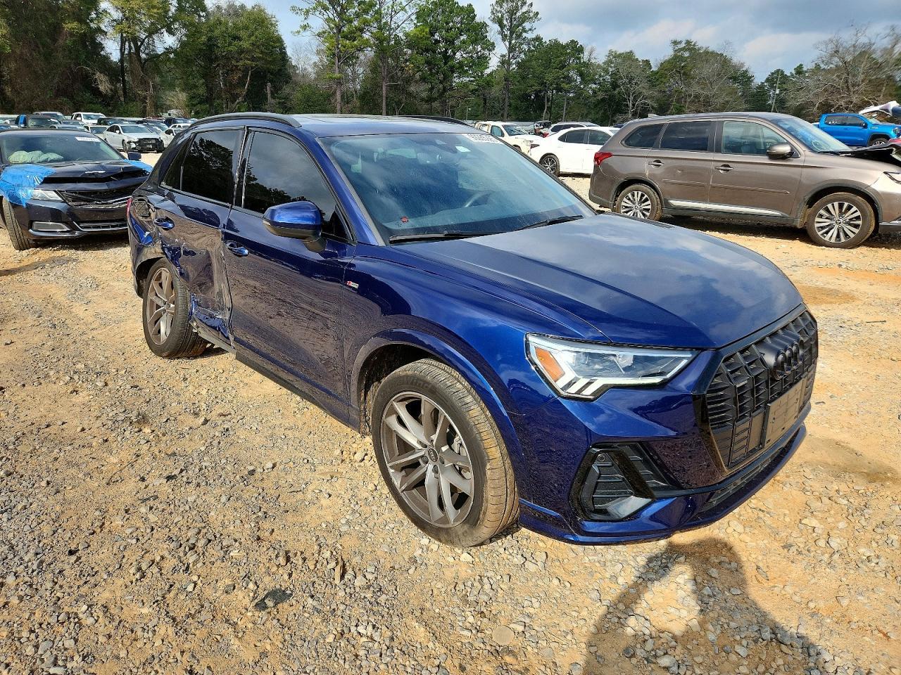 2024 AUDI Q3