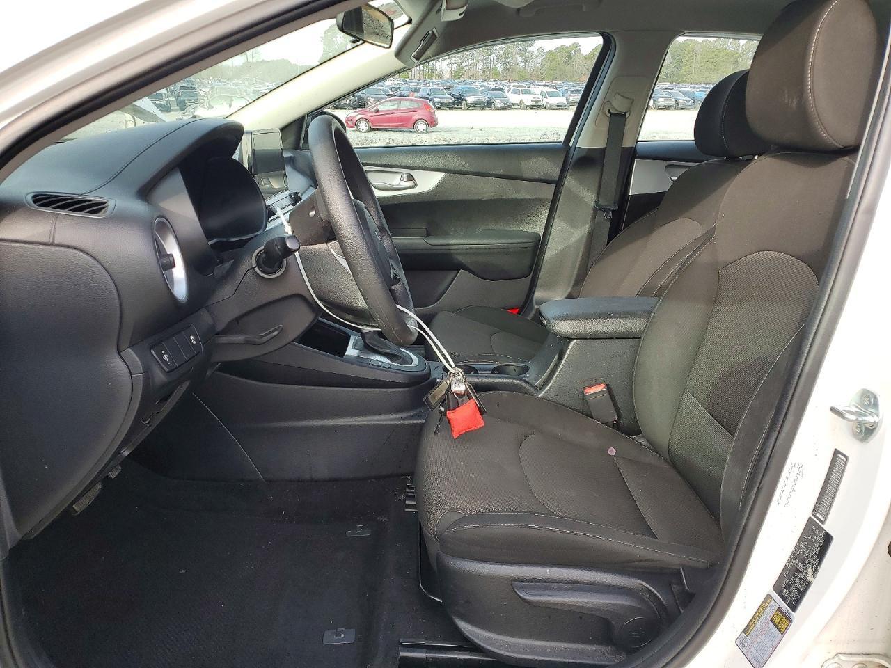 2024 KIA FORTE