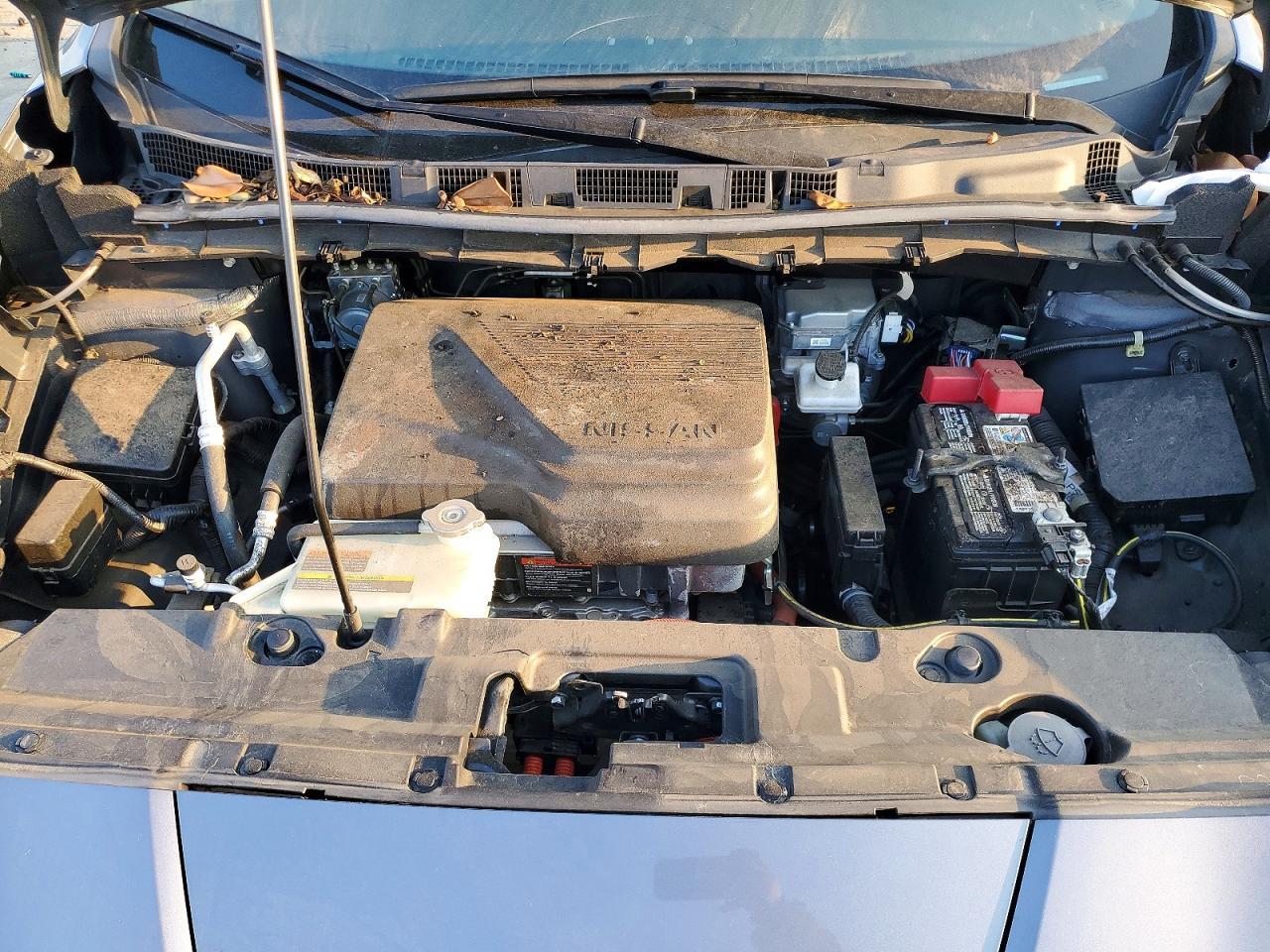 2023 NISSAN LEAF