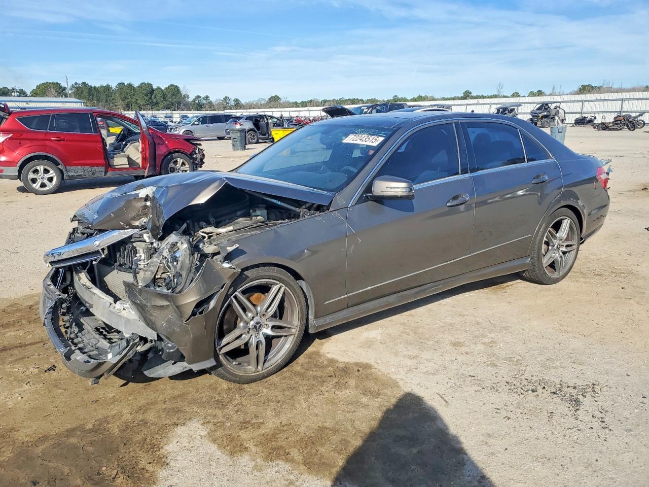 2011 MERCEDES-BENZ E-Class