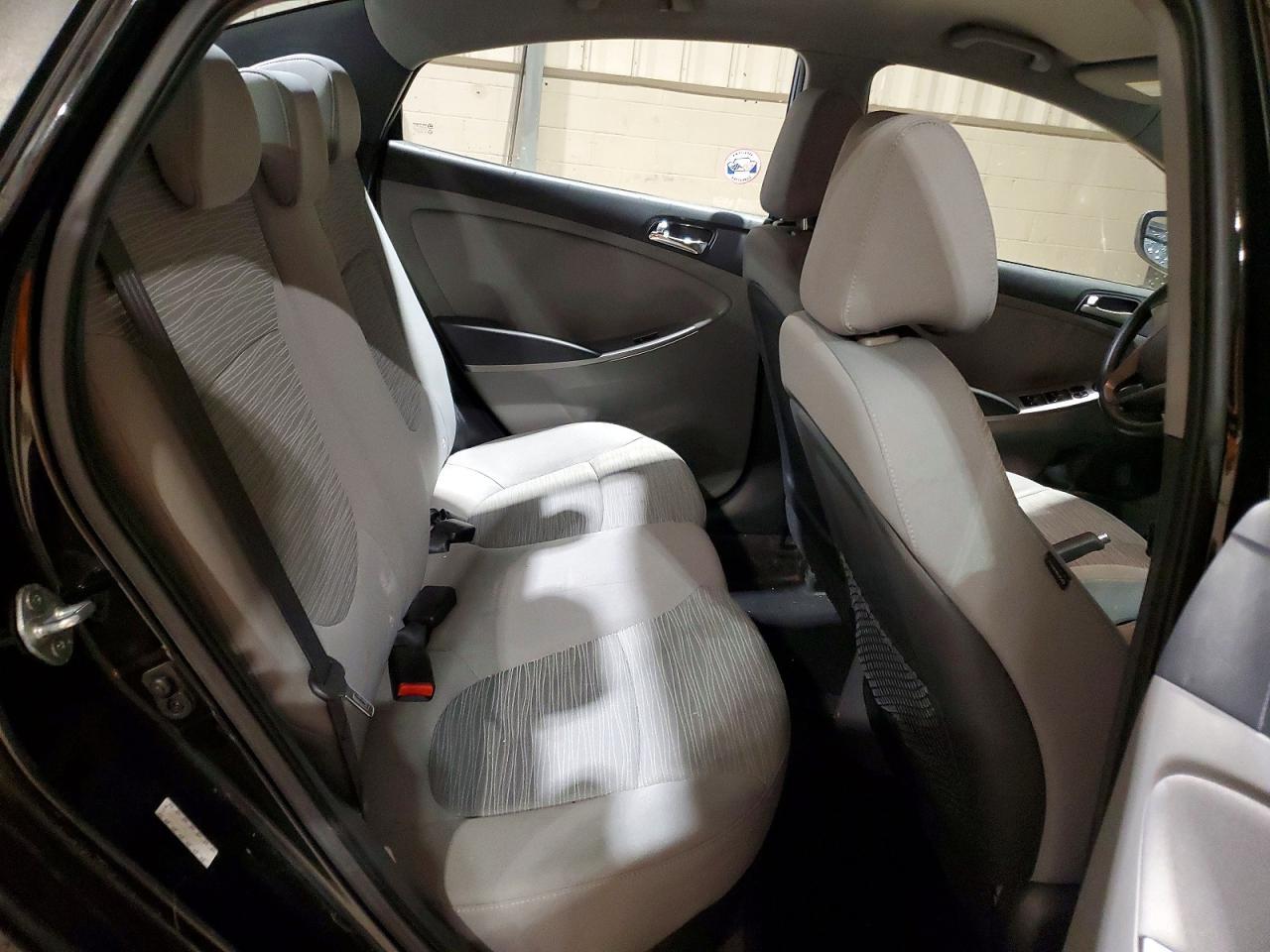2015 HYUNDAI ACCENT