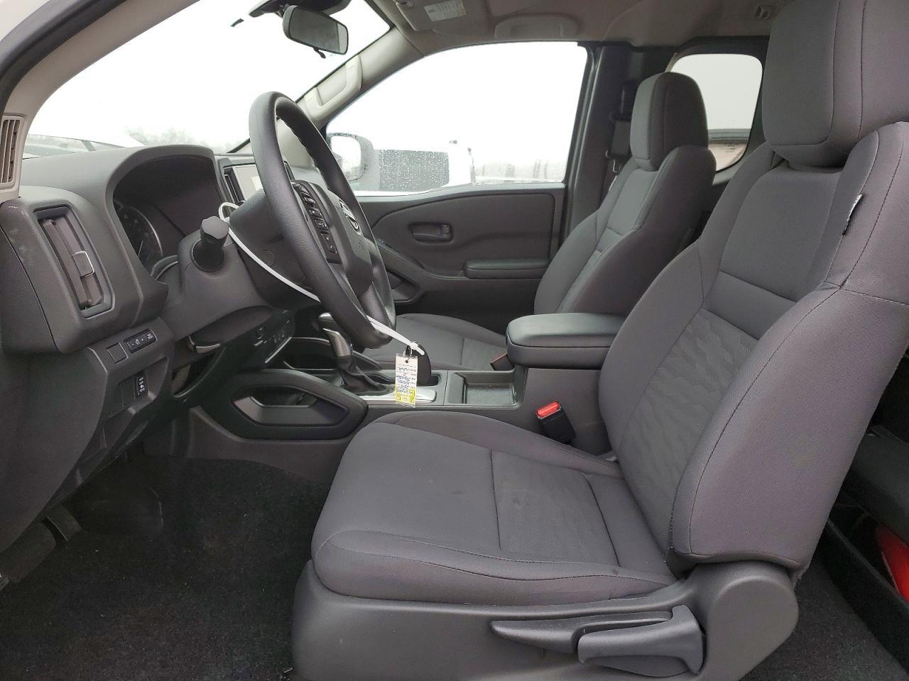 2025 NISSAN Frontier