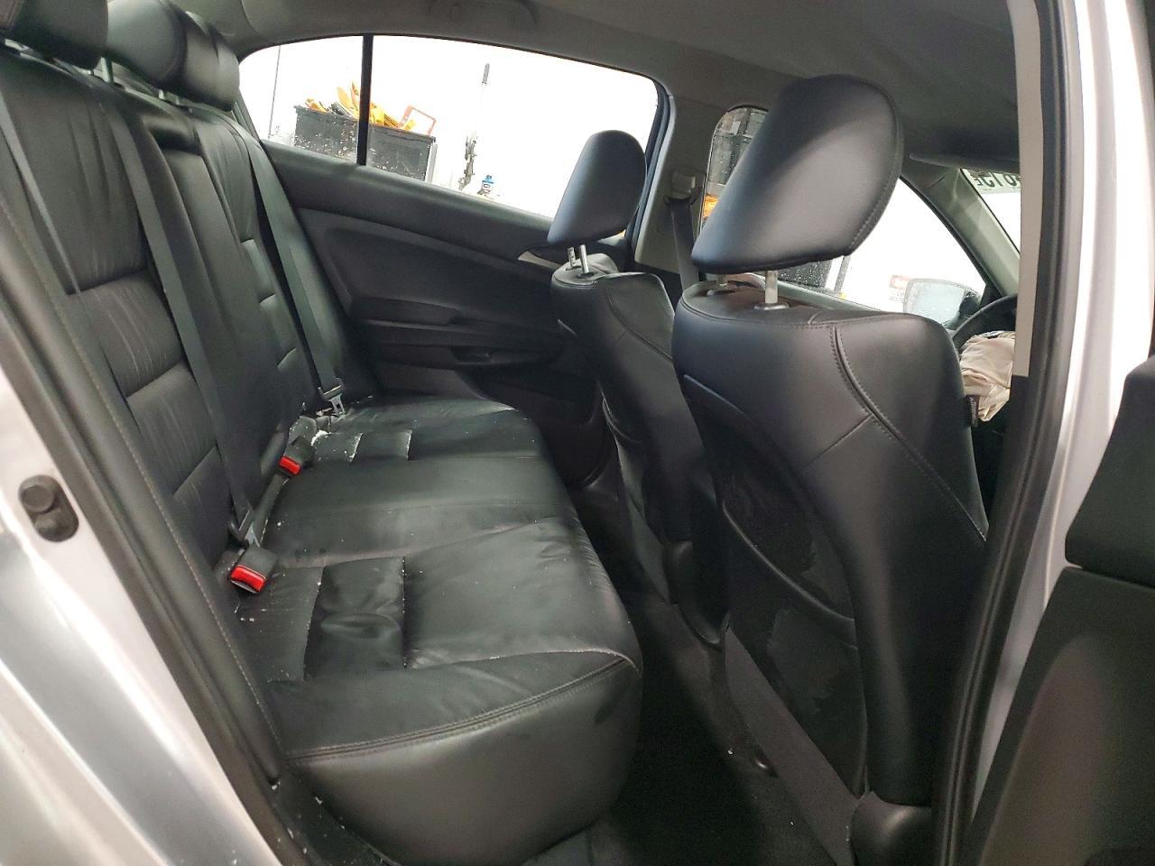 2011 HONDA ACCORD