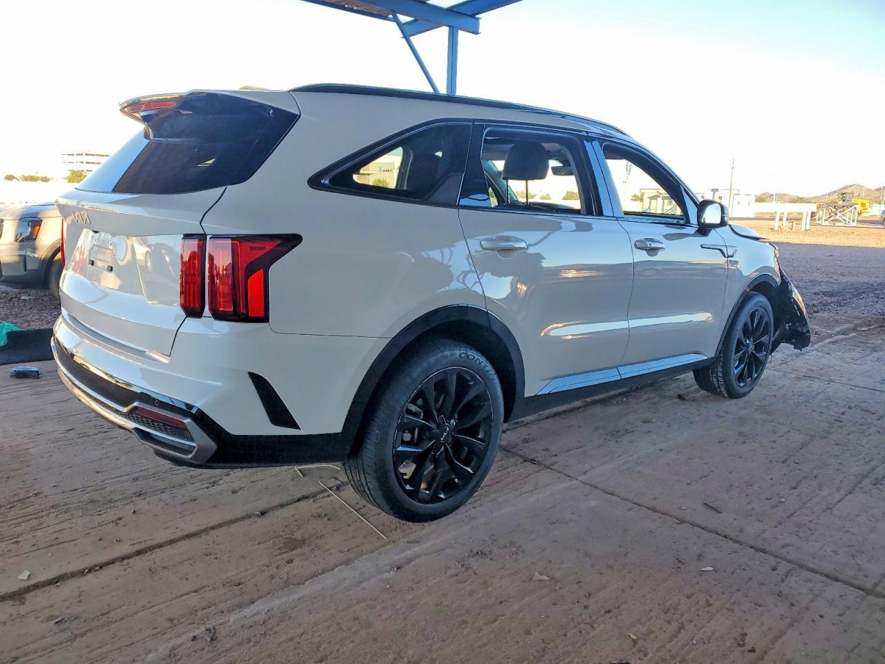 2023 KIA SORENTO