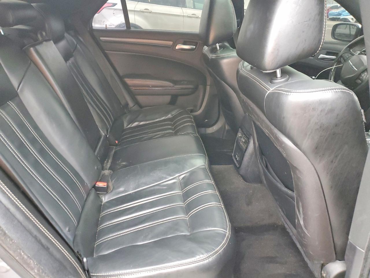 2016 CHRYSLER 300