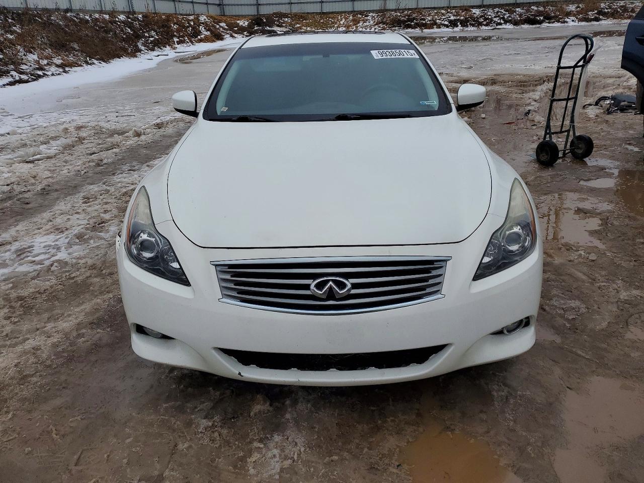 2013 INFINITI G37