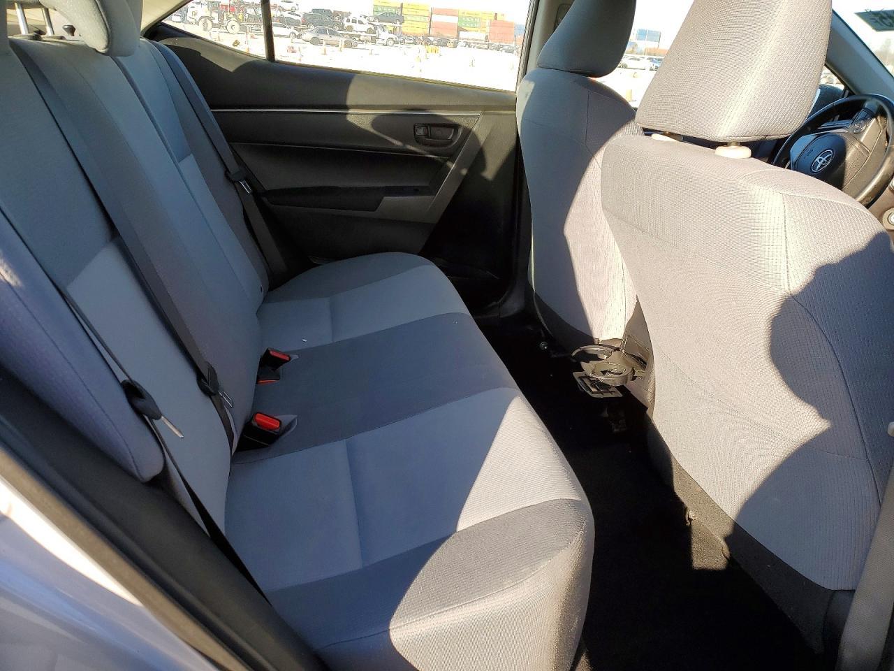 2015 TOYOTA COROLLA