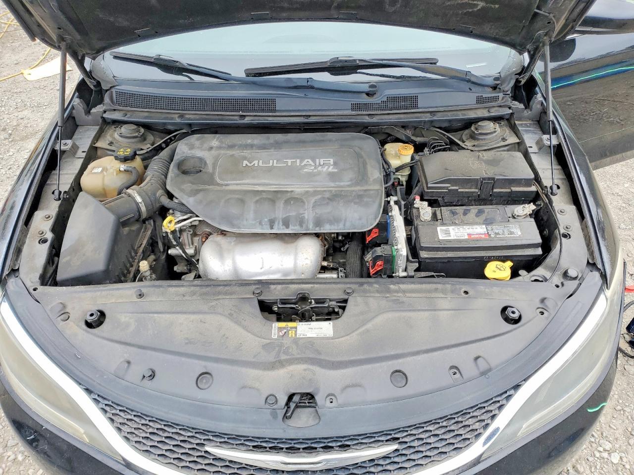 2015 CHRYSLER 200