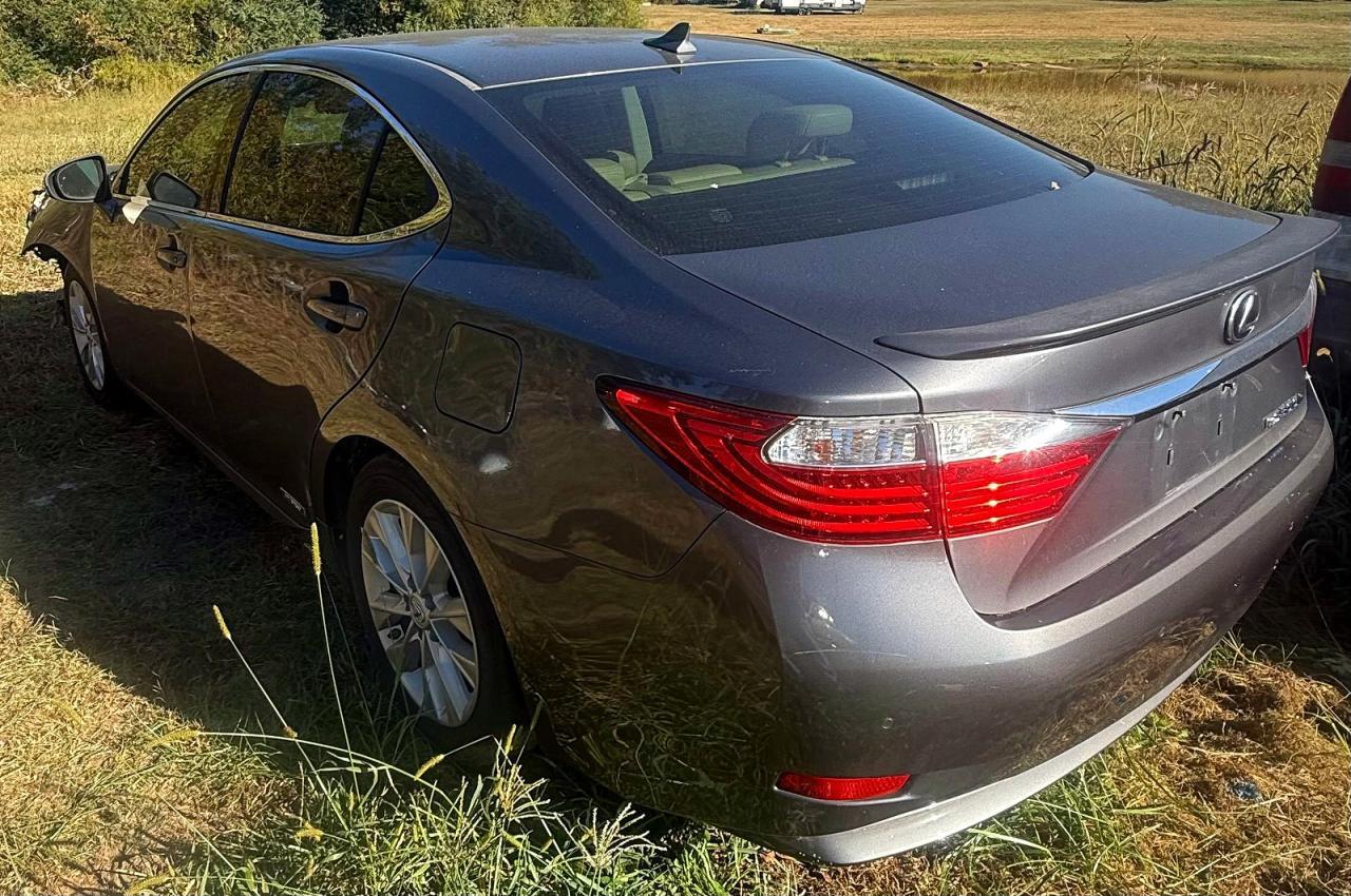 2013 LEXUS ES 300H