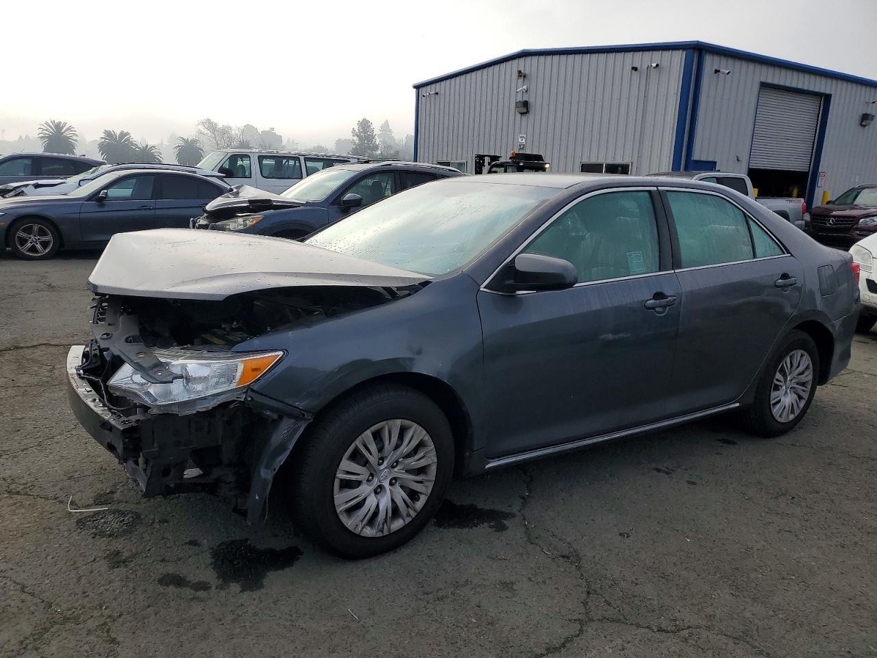 2012 TOYOTA CAMRY