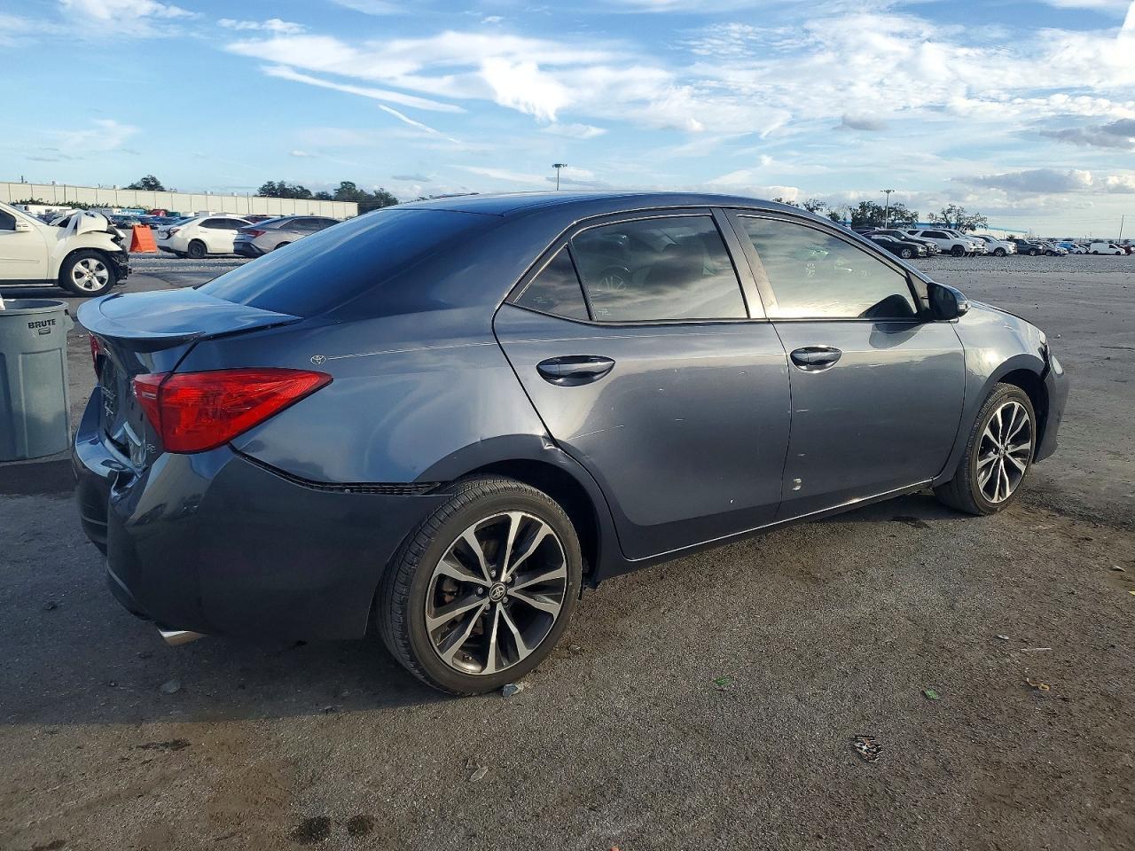 2018 TOYOTA COROLLA
