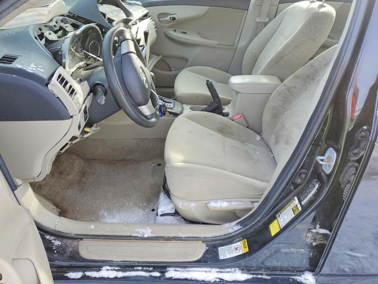 2012 TOYOTA COROLLA