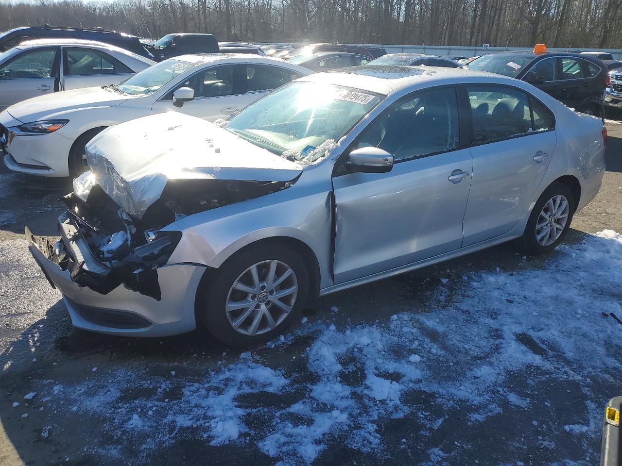 2012 VOLKSWAGEN JETTA