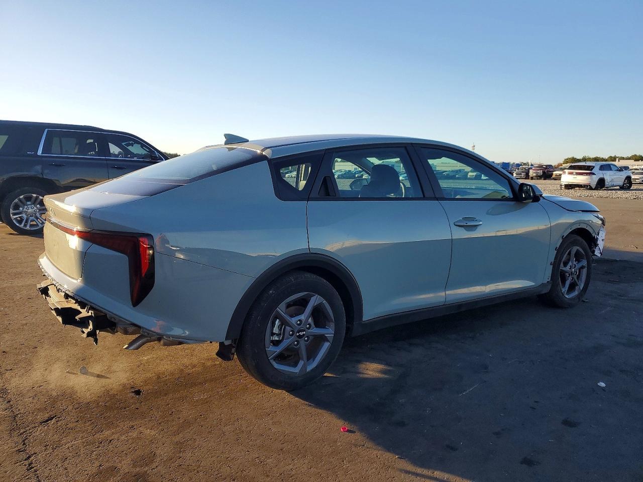 2025 KIA K4