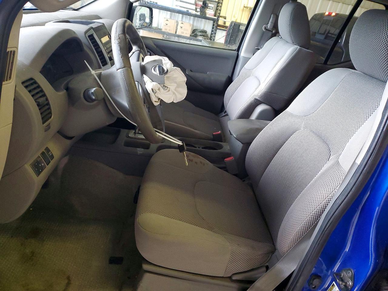 2012 NISSAN Frontier