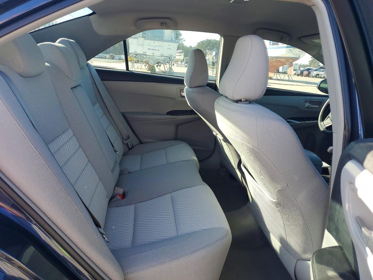 2016 TOYOTA CAMRY