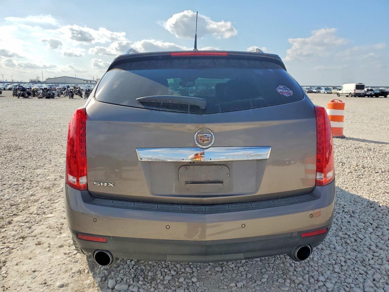 2011 CADILLAC SRX