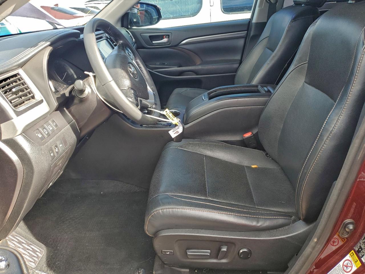 2017 TOYOTA HIGHLANDER