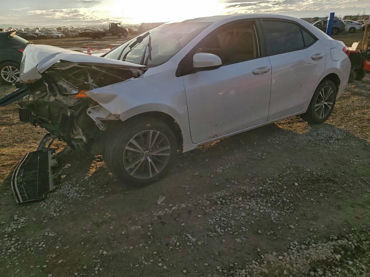 2017 TOYOTA COROLLA