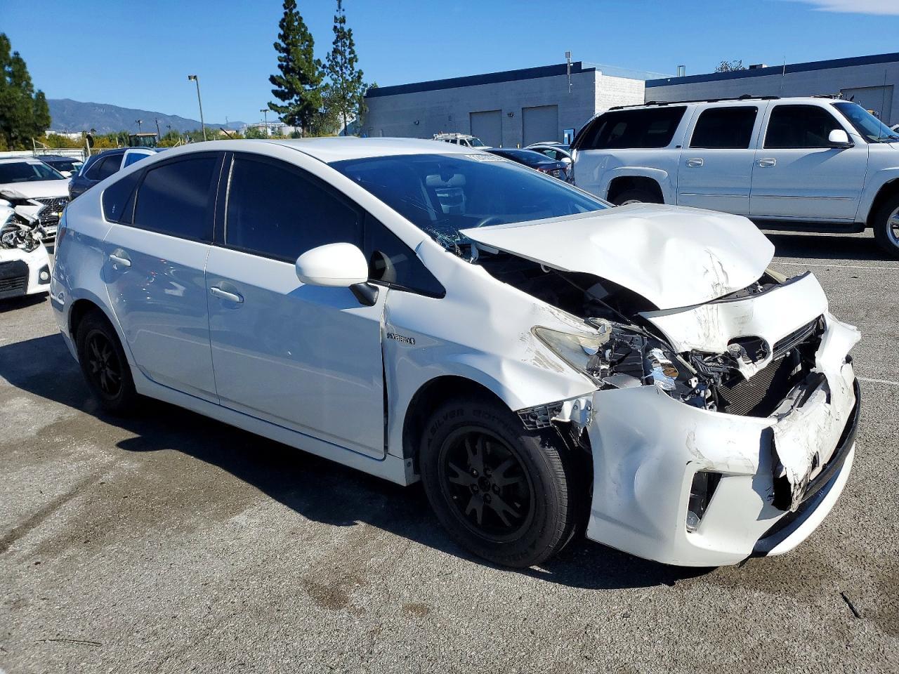 2013 TOYOTA PRIUS