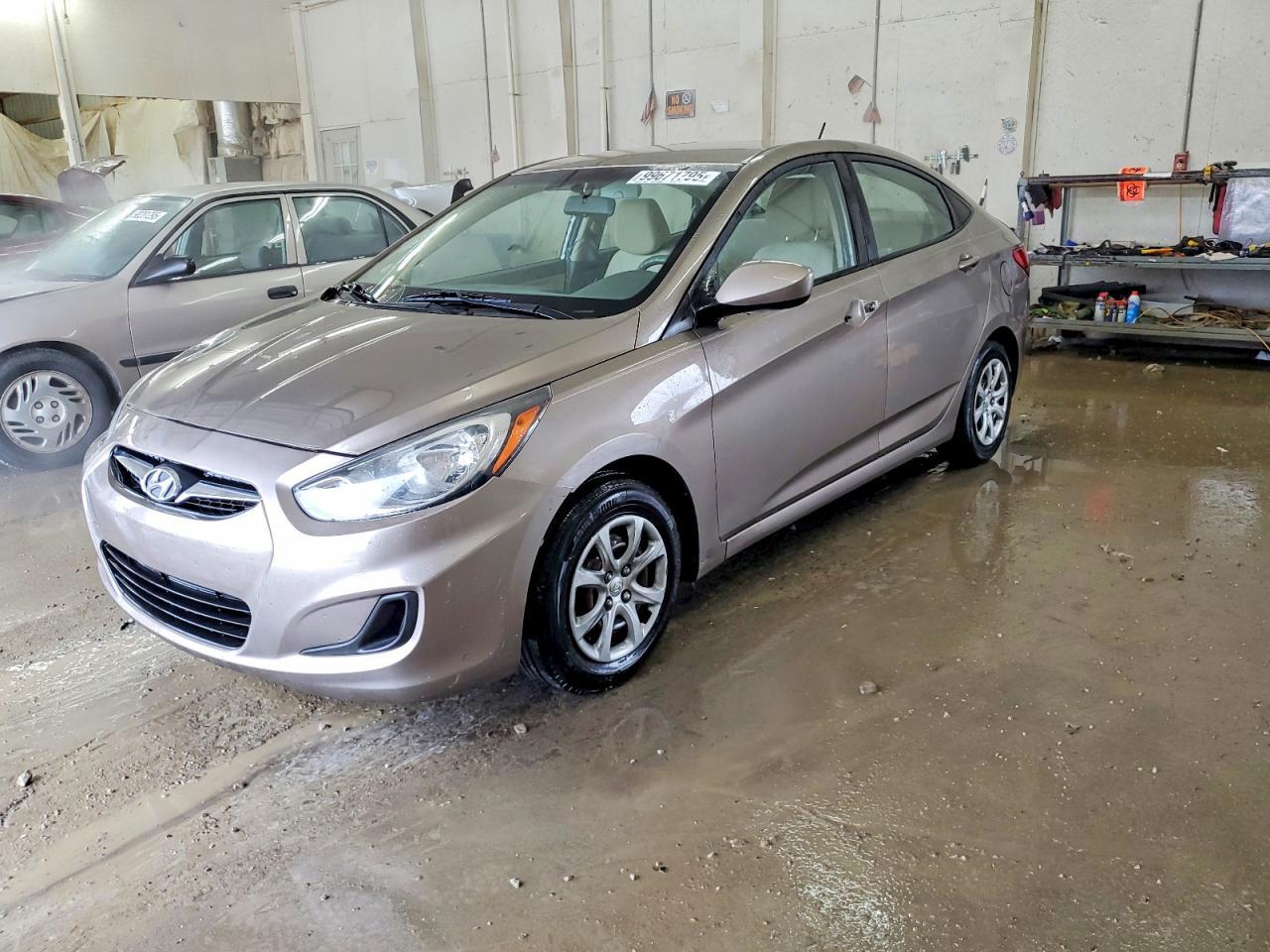 2013 HYUNDAI ACCENT