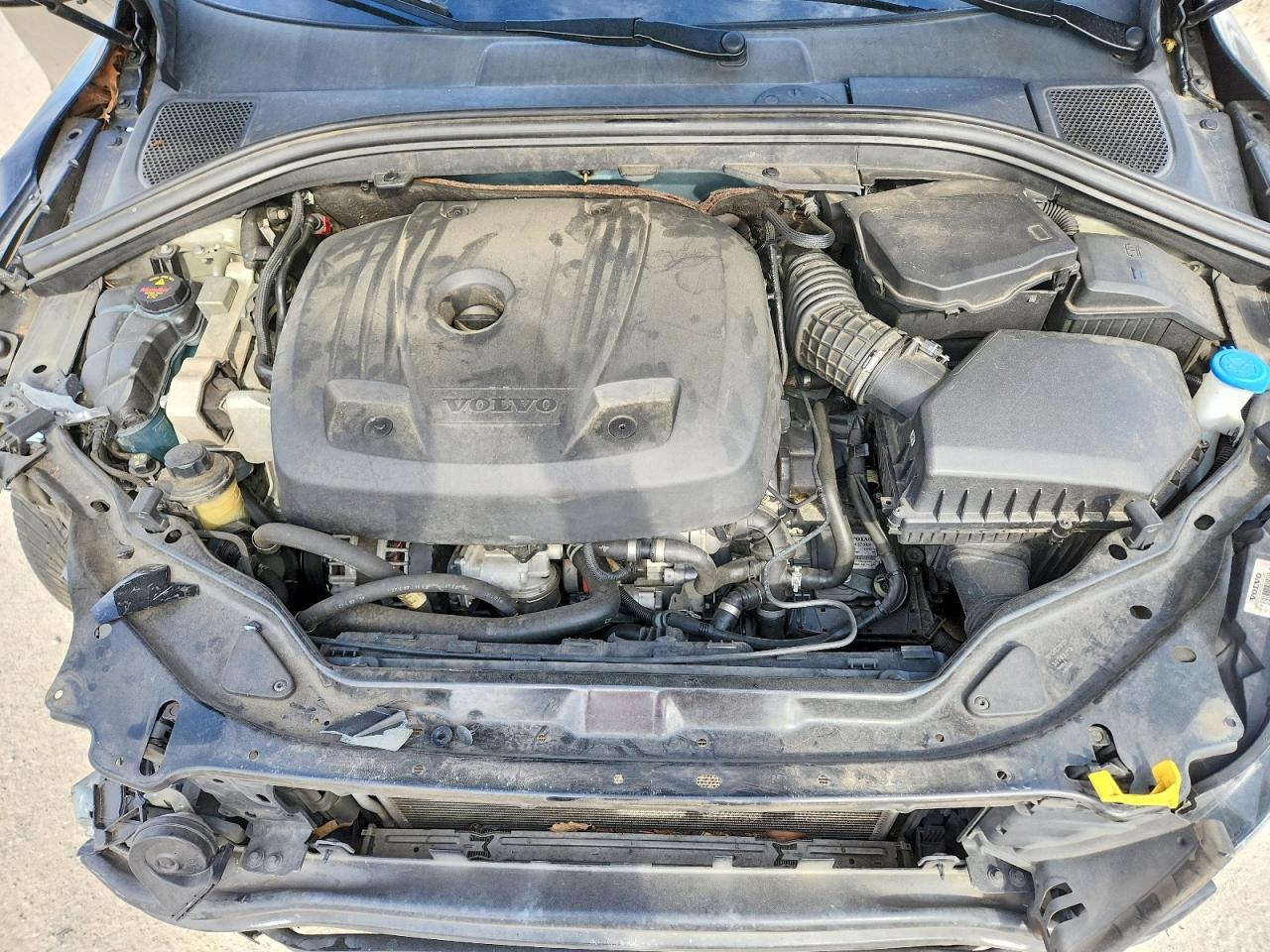 2017 VOLVO XC60