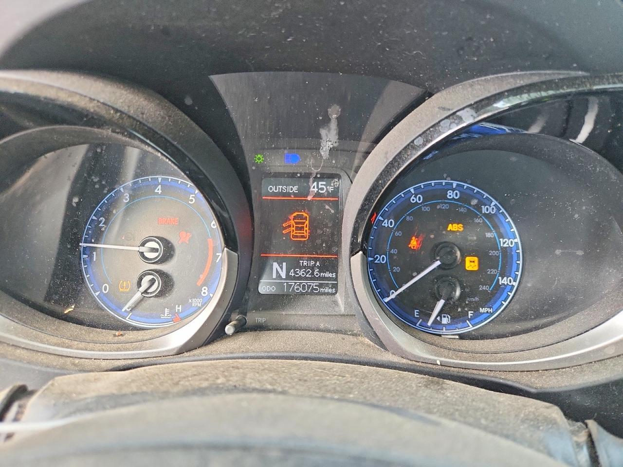2014 TOYOTA COROLLA