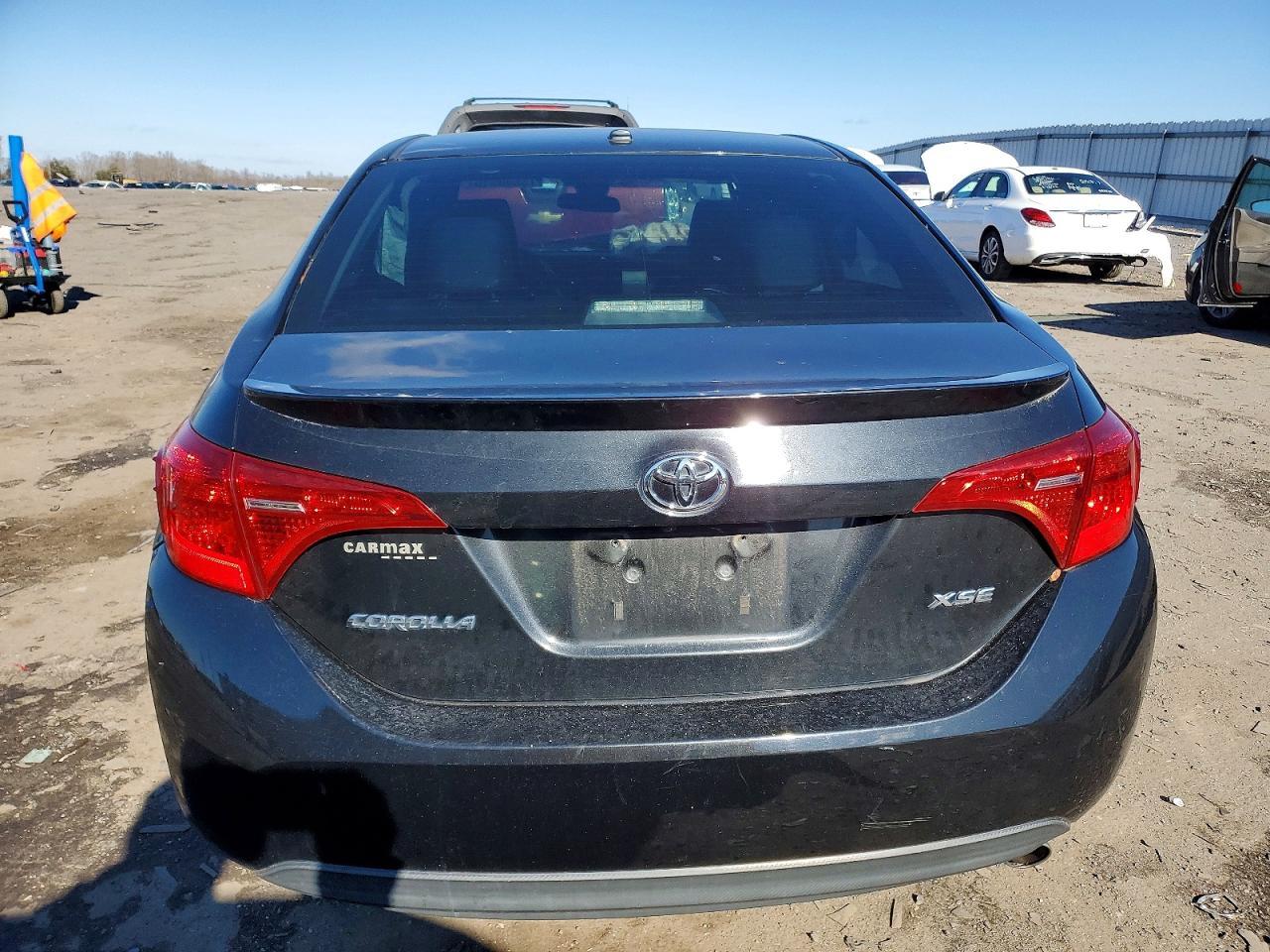 2017 TOYOTA COROLLA