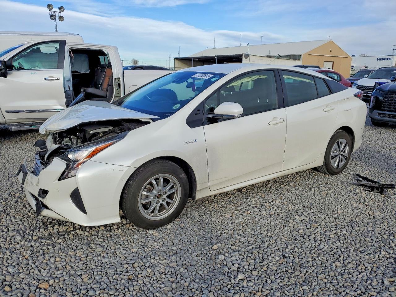 2018 TOYOTA PRIUS