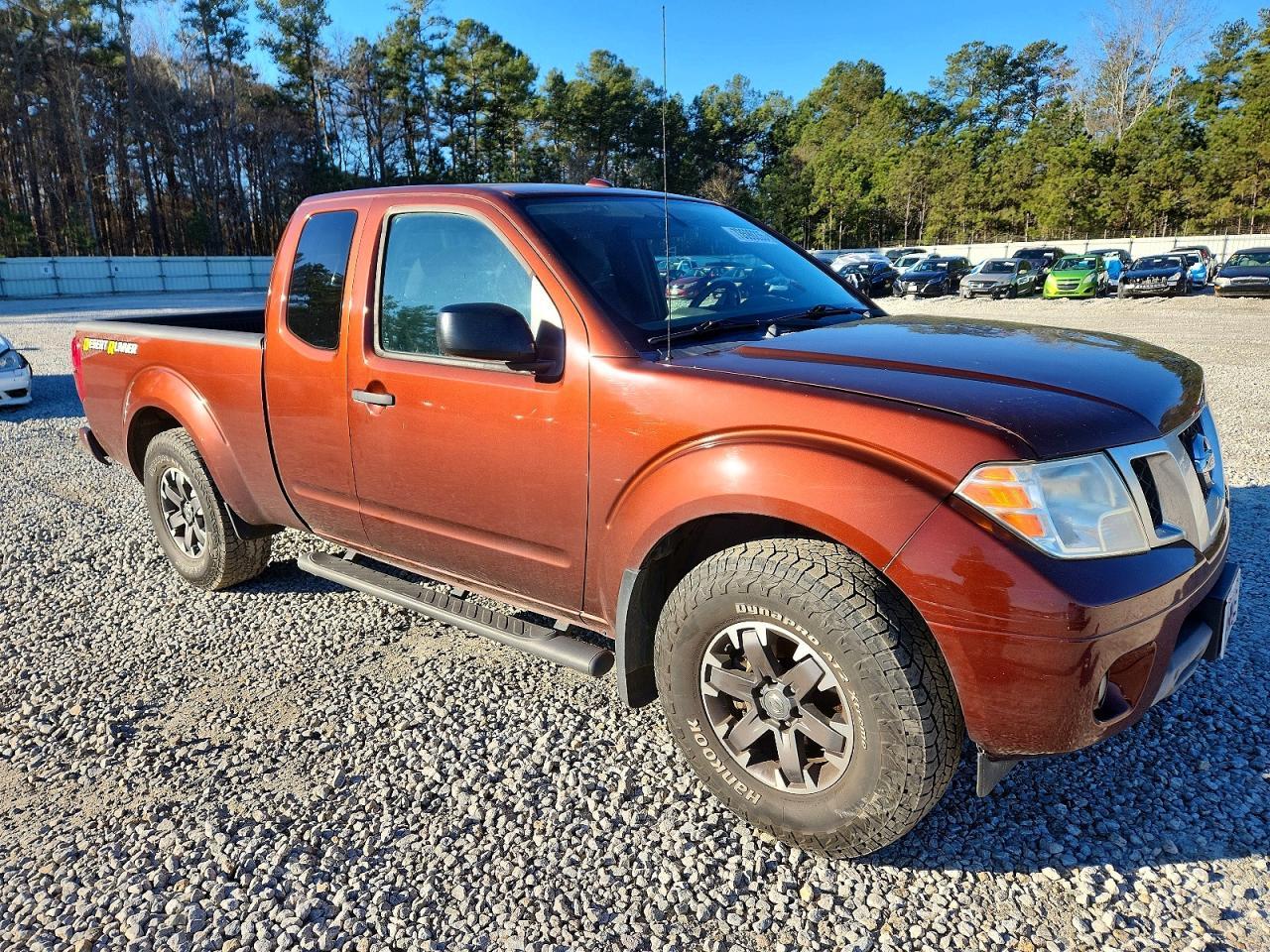 2017 NISSAN Frontier
