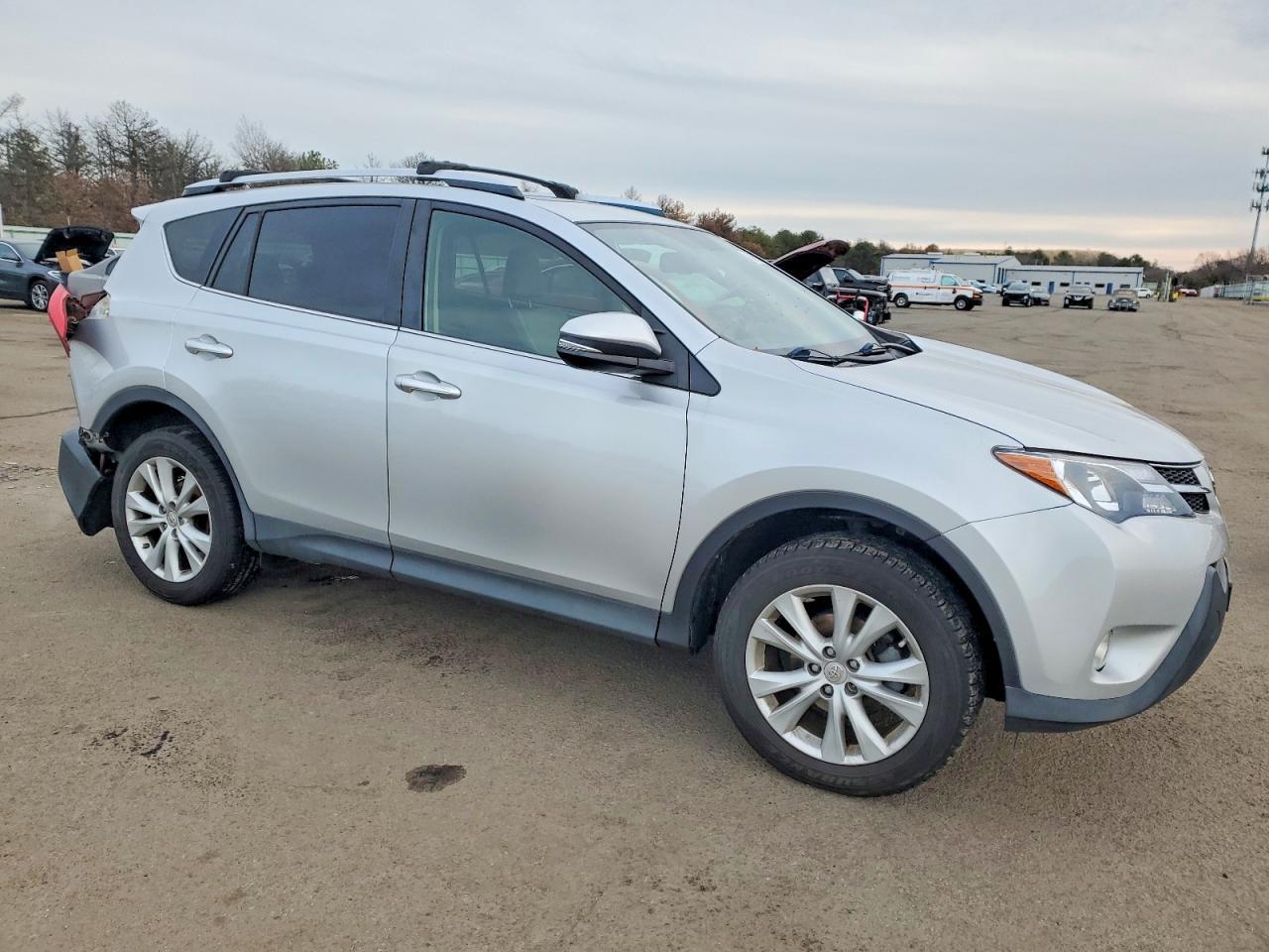 2014 TOYOTA RAV4