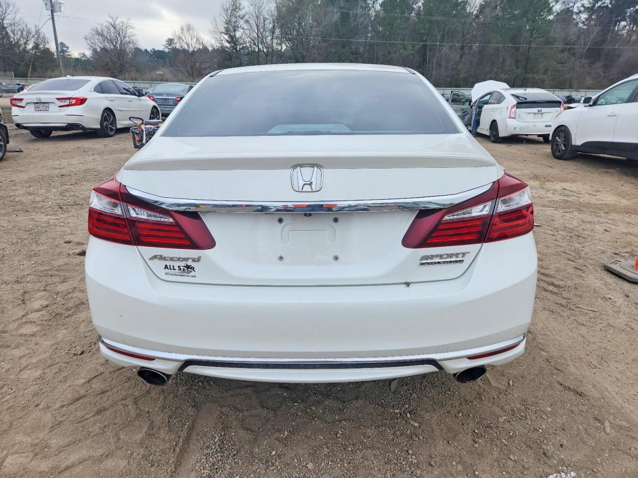 2017 HONDA ACCORD