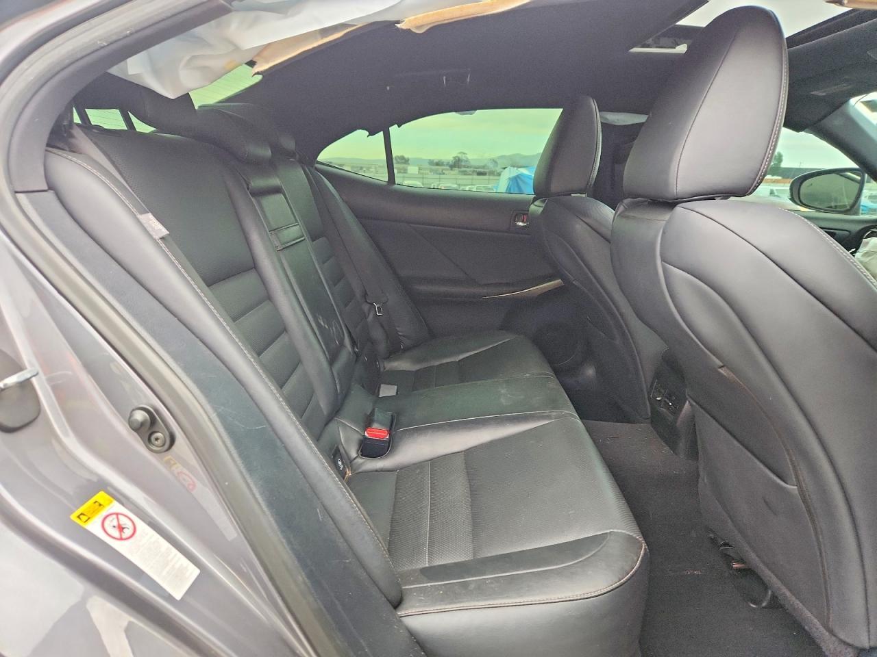 2015 LEXUS Is