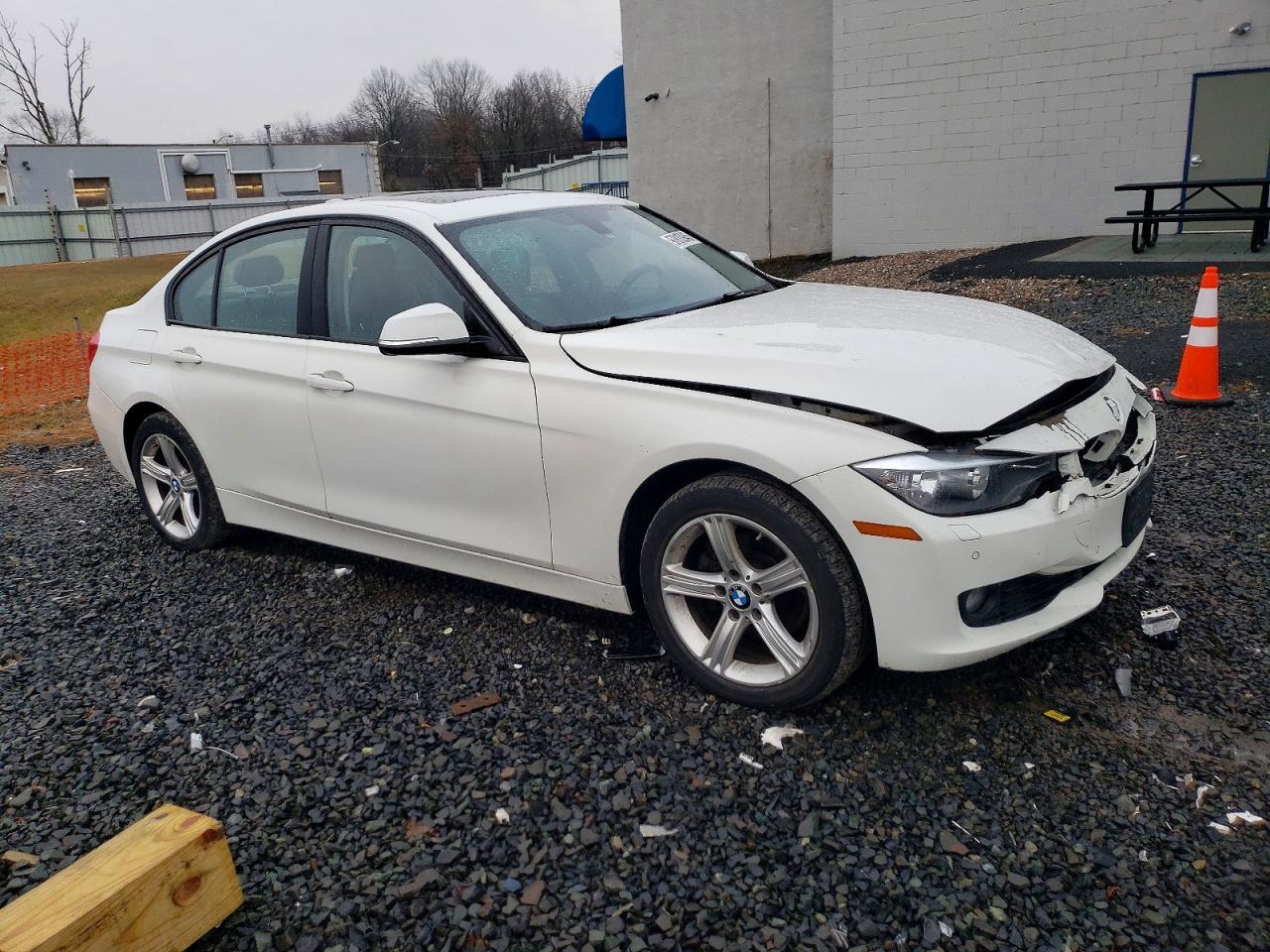 2014 BMW 3 SERIES
