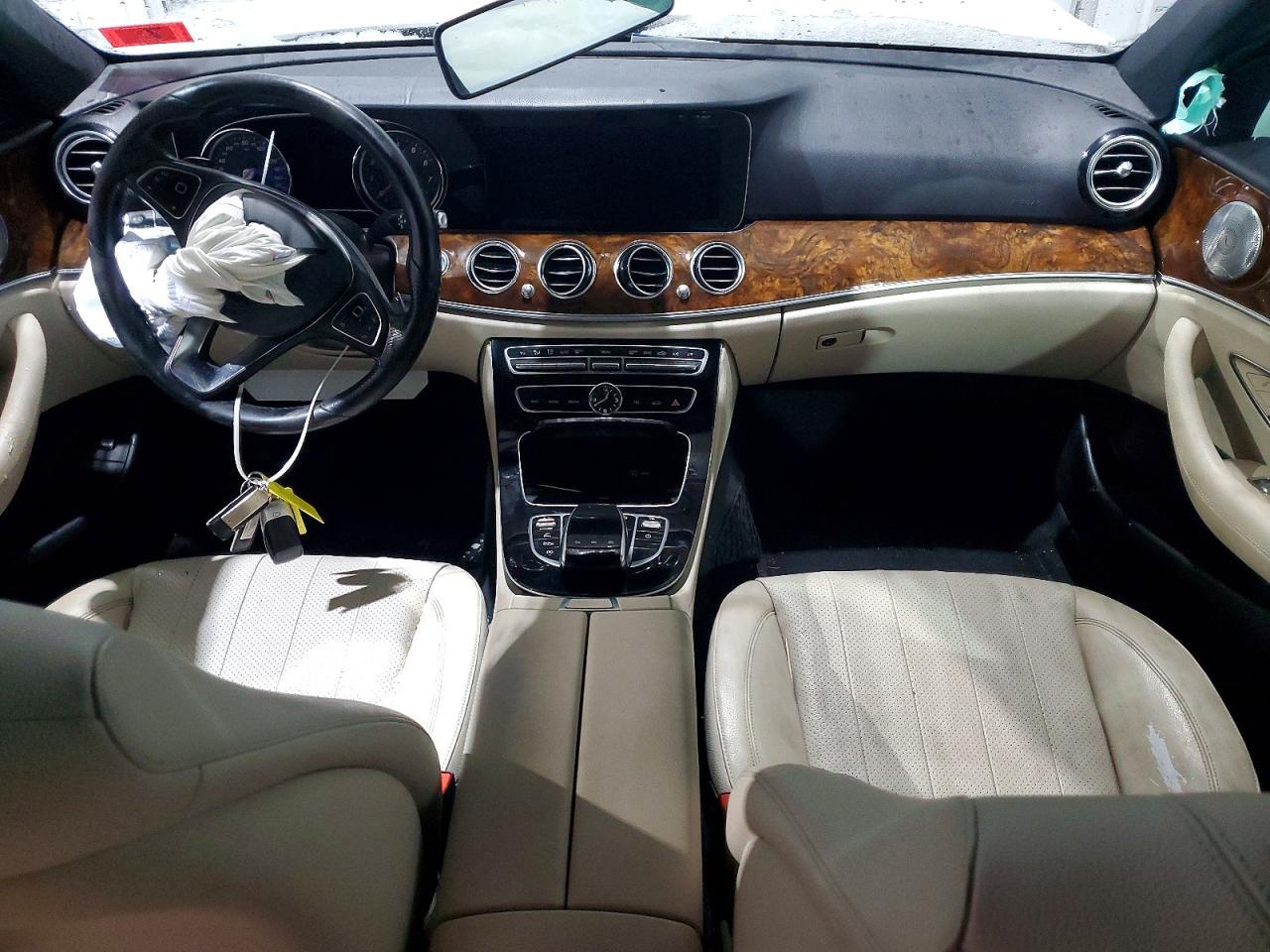 2017 MERCEDES-BENZ E-Class