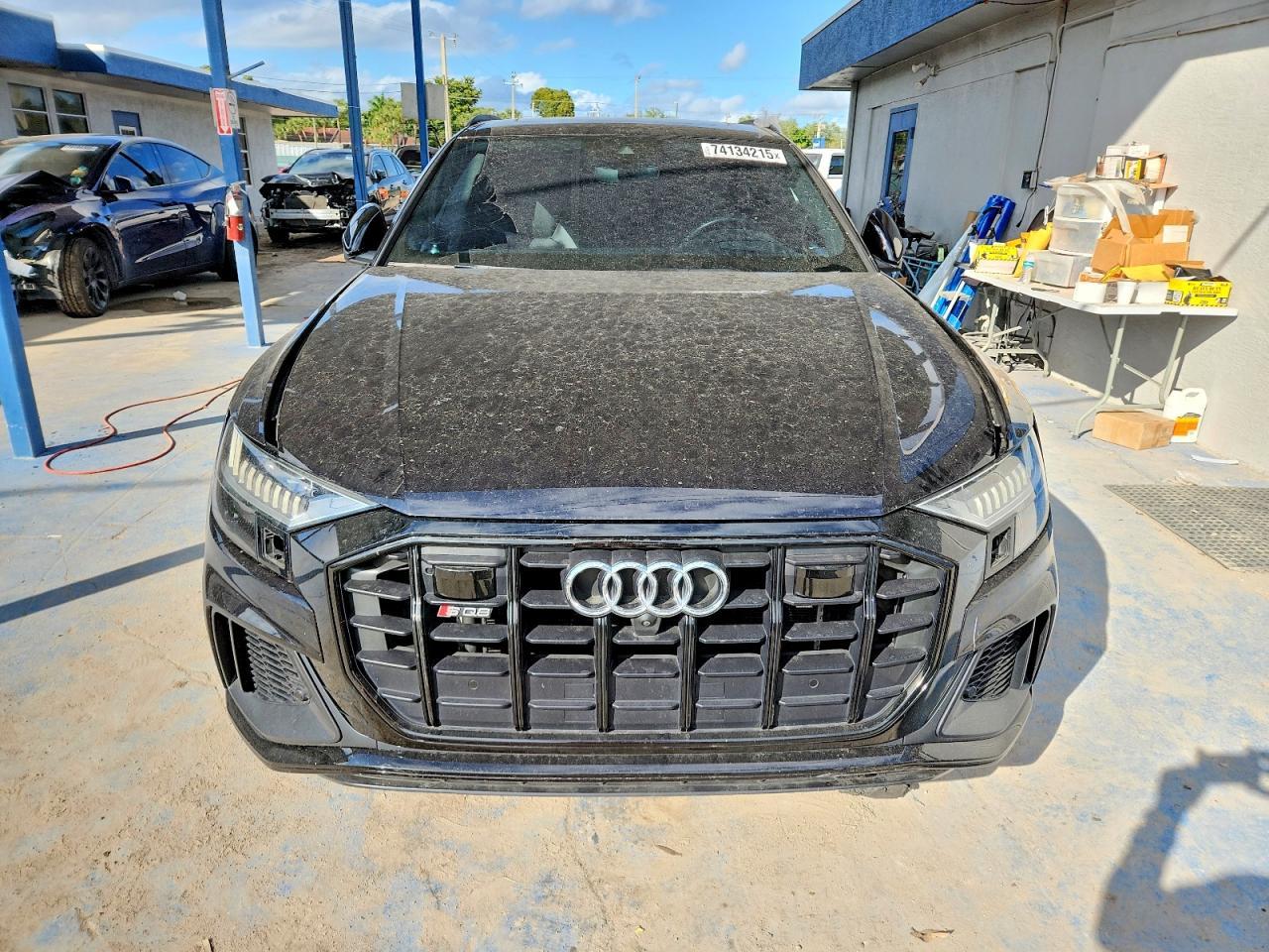 2020 AUDI SQ8