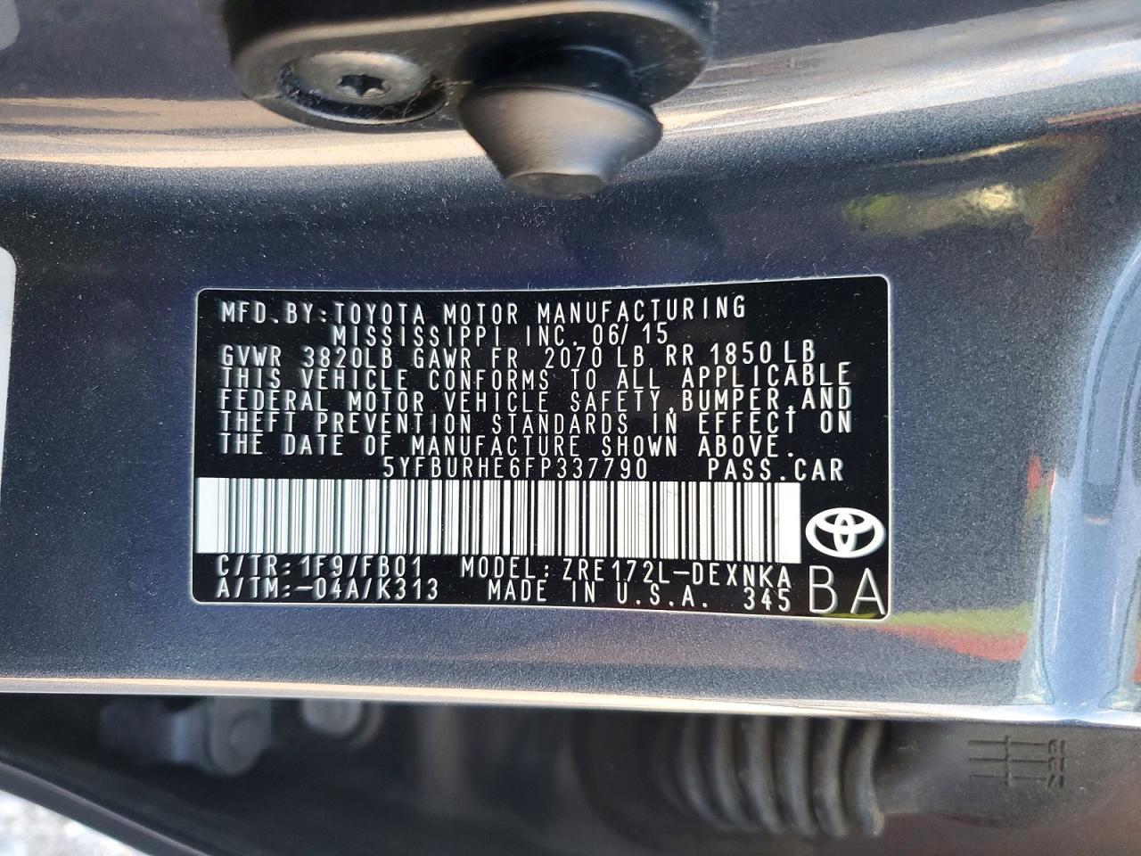 2015 TOYOTA COROLLA