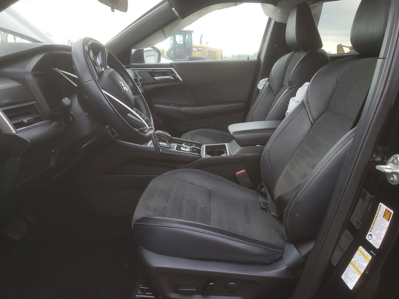 2024 MITSUBISHI outlander